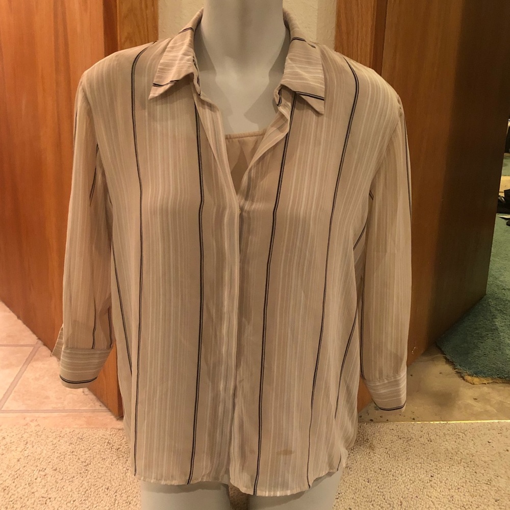Liz Claiborne 2 piece set size petite Medium
